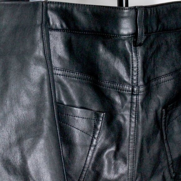 Riani Designer Black Faux Leather Pants Size 12 - Picture 5 of 15